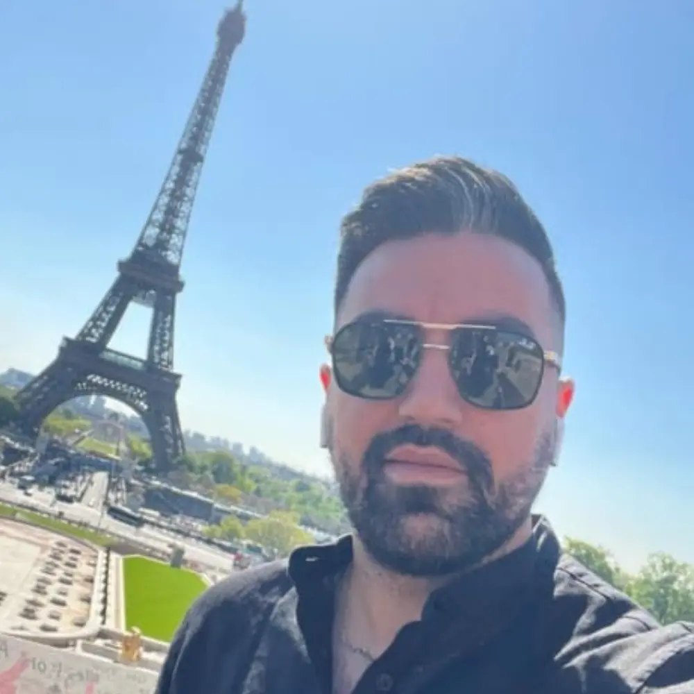 Evan — Photography & Video